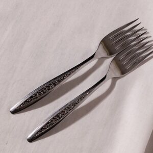 Customcraft CU55 Floral Stainless Steel Dinner Forks Set of 2 USA 7 Inch